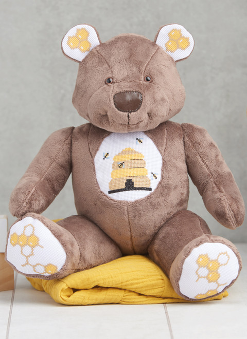 Simplicity S9731 | Stuffed Bear by Carla Reiss Design