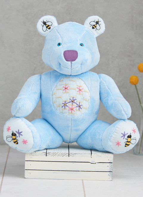 Simplicity S9731 | Stuffed Bear by Carla Reiss Design