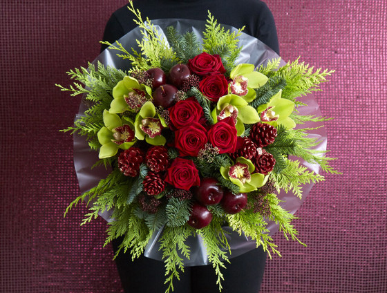 Christmas Flowers for Delivery with Red Cardinal Accent – Petal Street  Flower Company