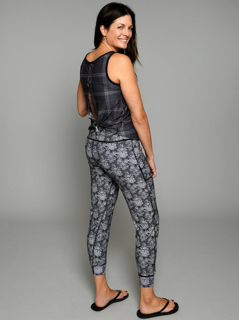 LuLuLemon Wunder Under Crop Reversible reviews in Athletic Wear