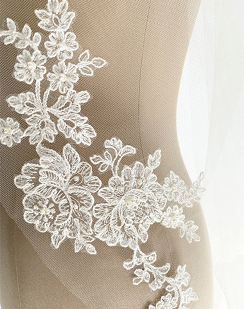 Two Tier Corded Lace Long Veil