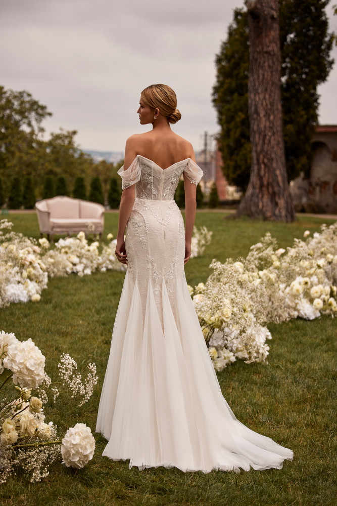 Rochelle Beaded Lace Mermaid Wedding Gown By Luce Sposa | Amazing