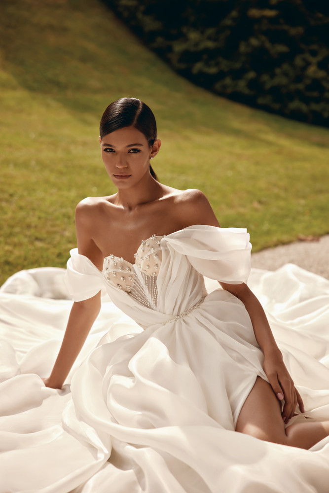 Jaqueline Organza  A Line Wedding Dress Detachable sleeves
