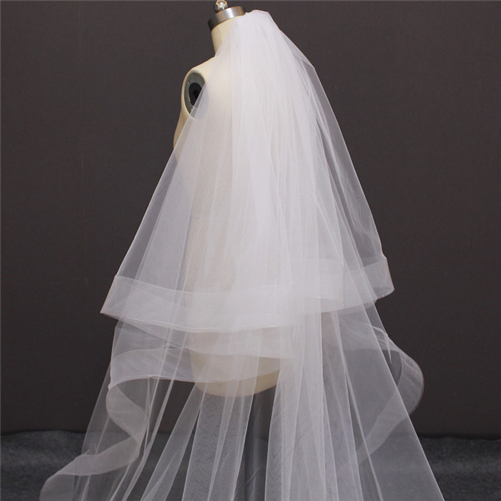 Short Tulle Wedding Two Layer White Ivory Bridal Veil with Comb Ivory