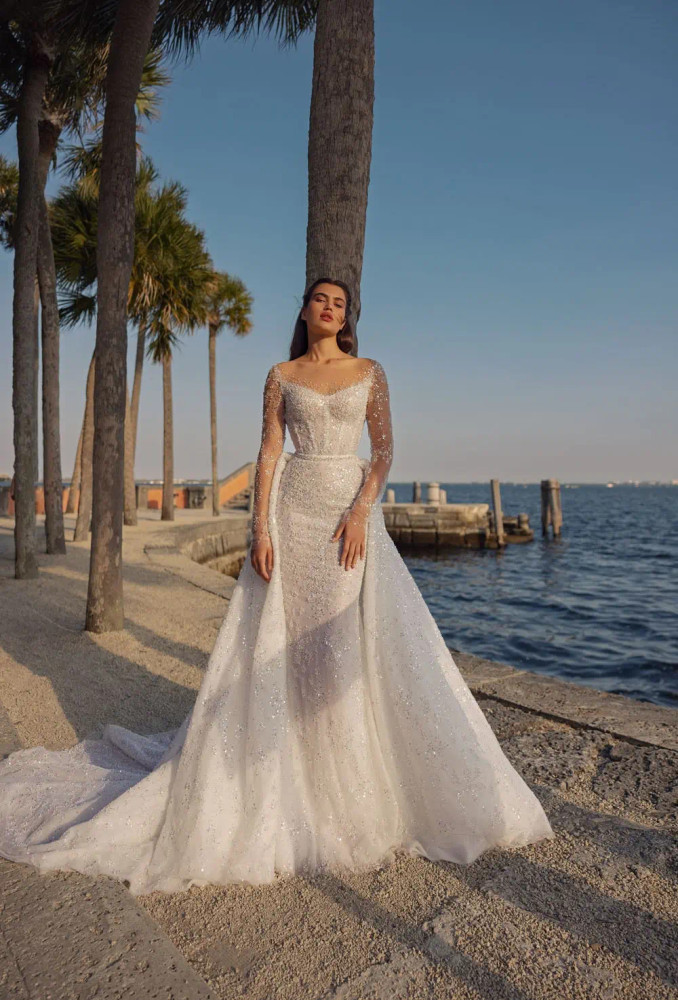 Luxury Beaded Ivory Lace Mermaid Overskirt Wedding Dress - Lunss