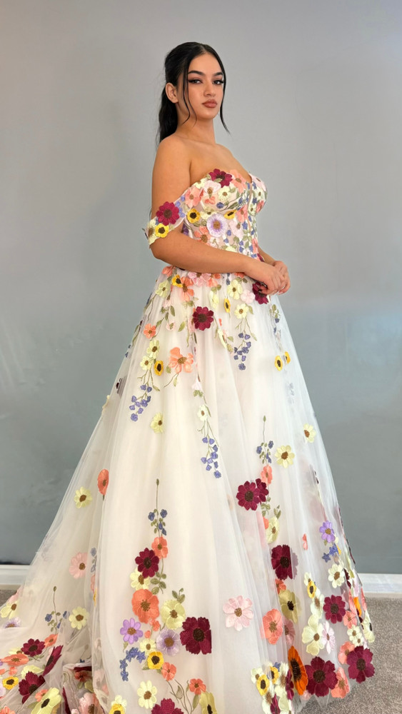 Cecilia  Sweet Heart 3D Ball Gown Wedding Gown
