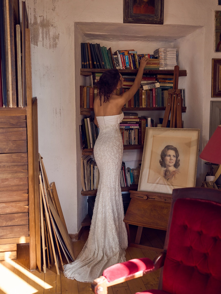 Ithaca Mermaid Wedding Dress with optional Train by Wona Concept -