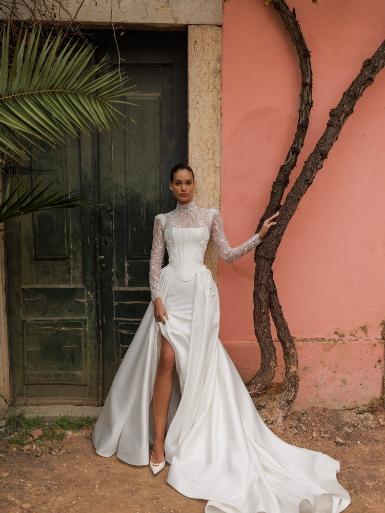 Bijou Wedding Dress Set by Wona Concept
