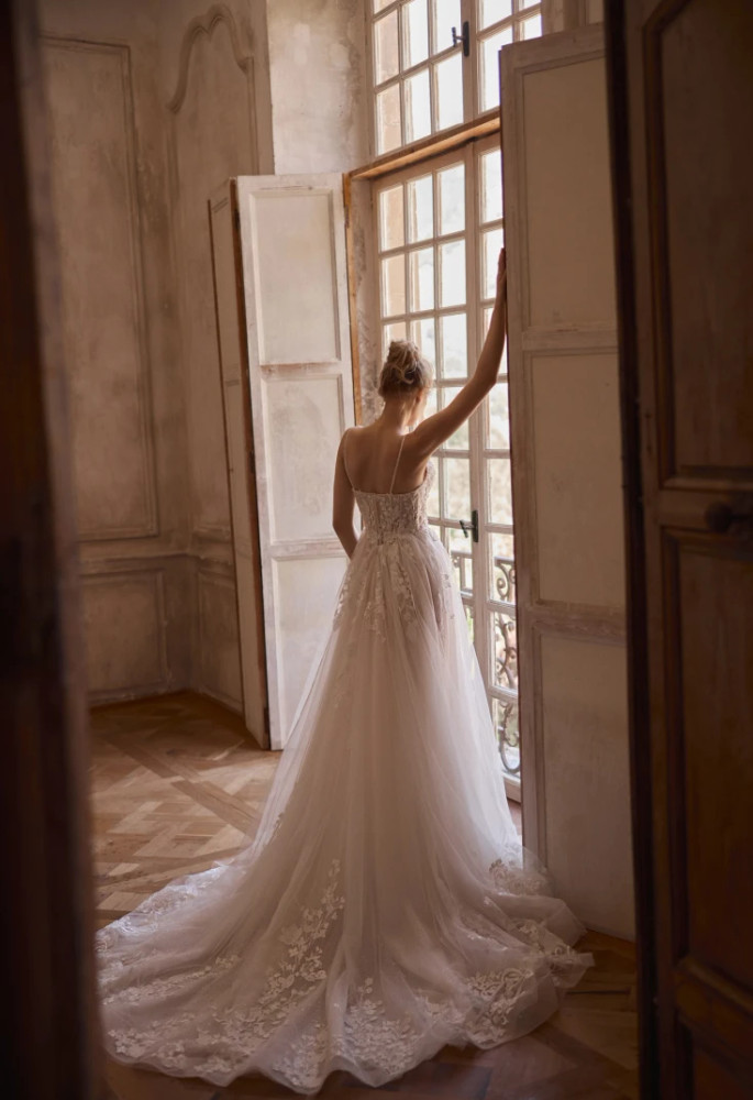 Belladonna Wedding Gown By Pollardi Bridal Daria Karlozi 