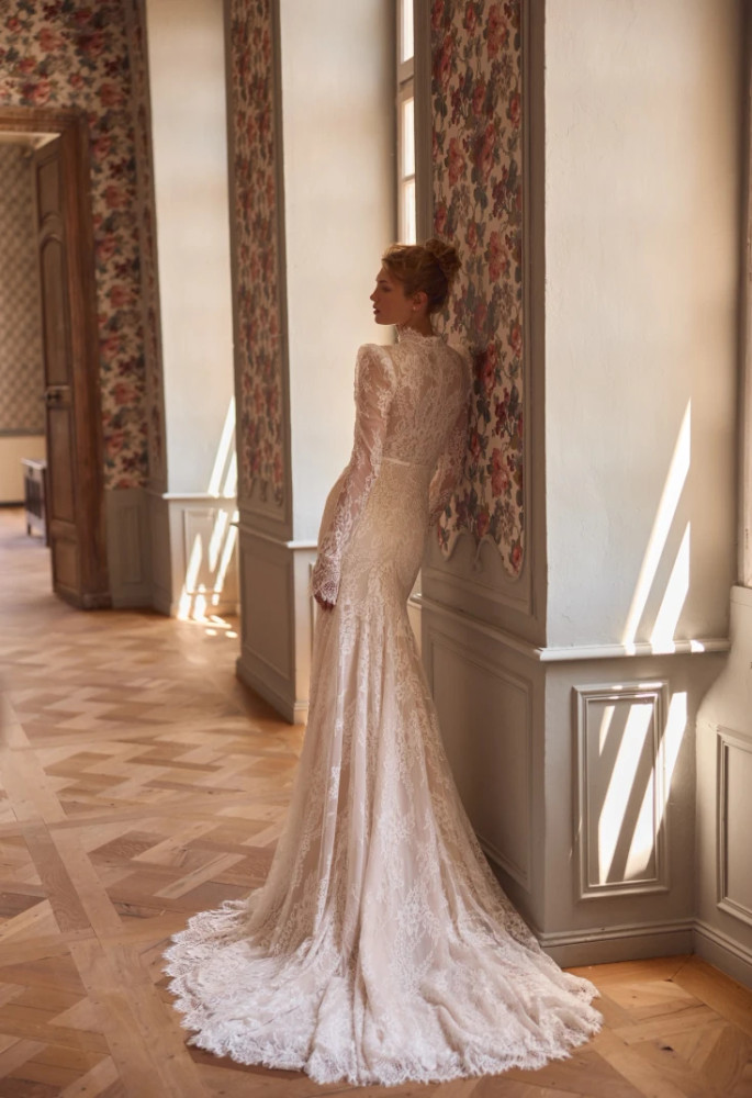 Anemona Wedding Gown By Pollardi Bridal Daria Karlozi 