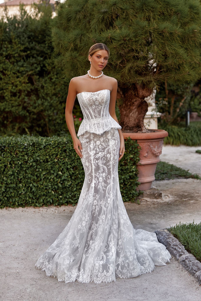 Felicia Wedding Dress by Oksana Mukha 