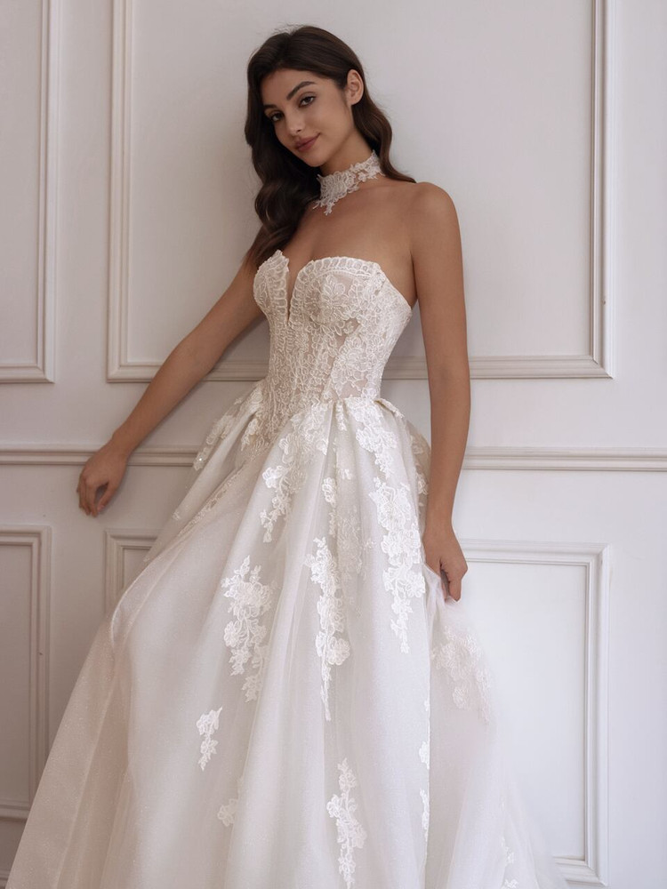 Natalia Lace Wedding Dress