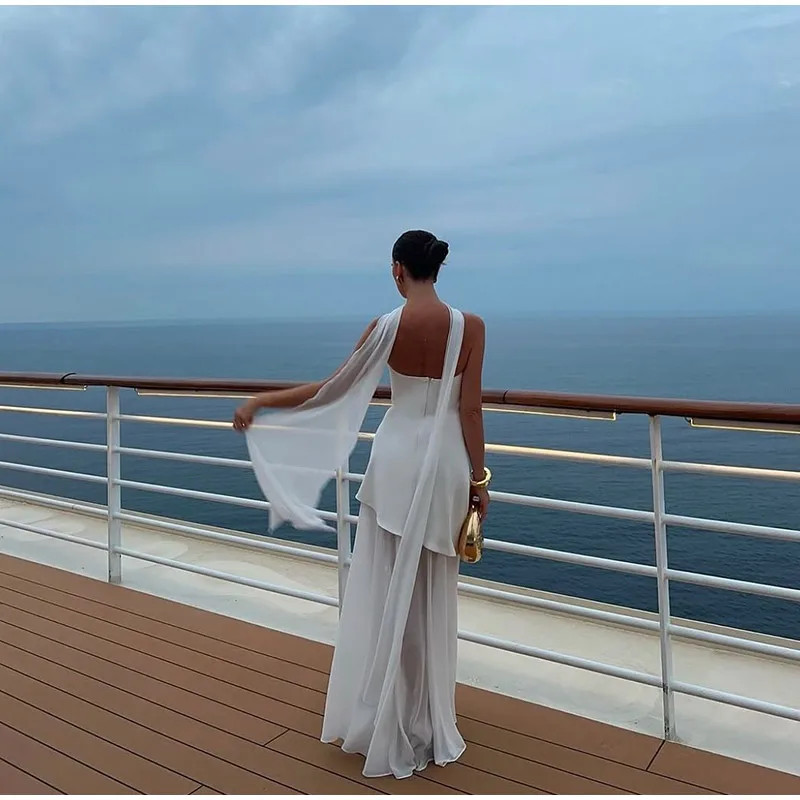 Sara Dewi<prakasitadewi@gmail.com>

