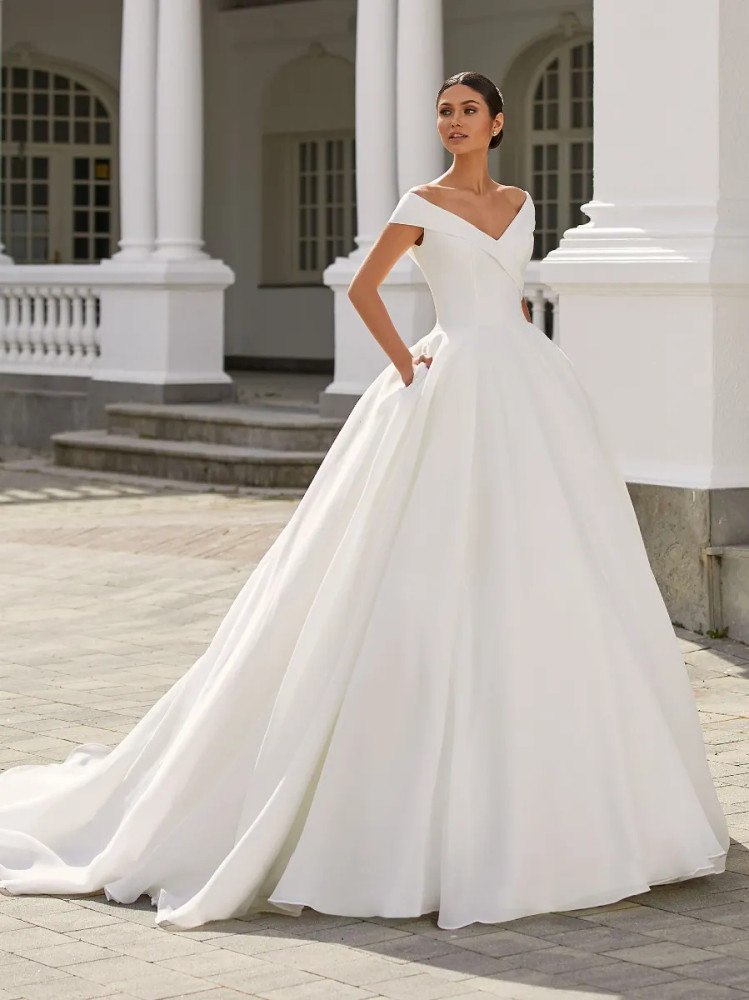 Farrah Wedding Gown by Pronovias Barcelona Bridal 