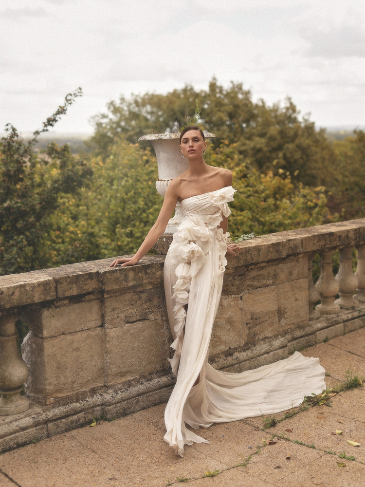 Eira Wedding Dress by Wona Concept 2pcs (top& skirt)