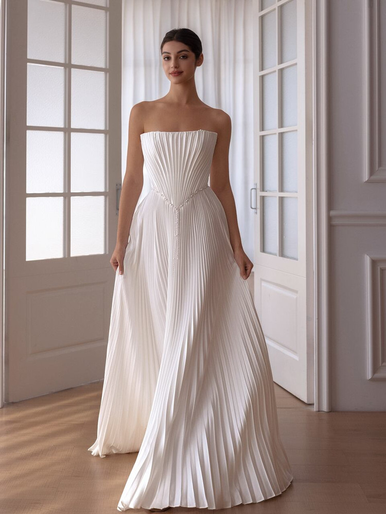Hera Basque Waist Pleated Wedding Dress