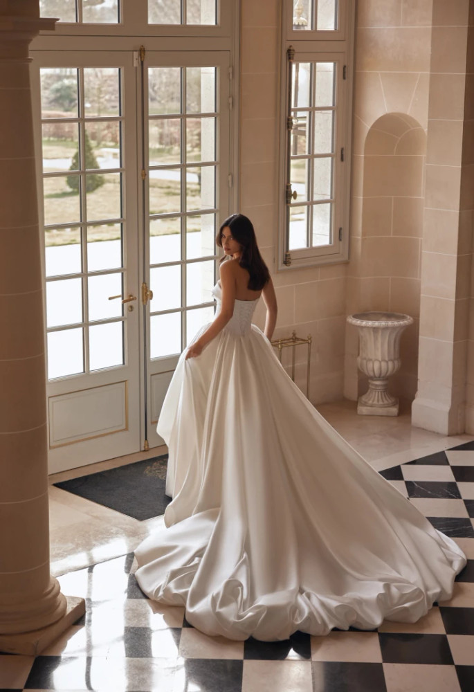 Mirelle Wedding Gown By Pollardi Bridal