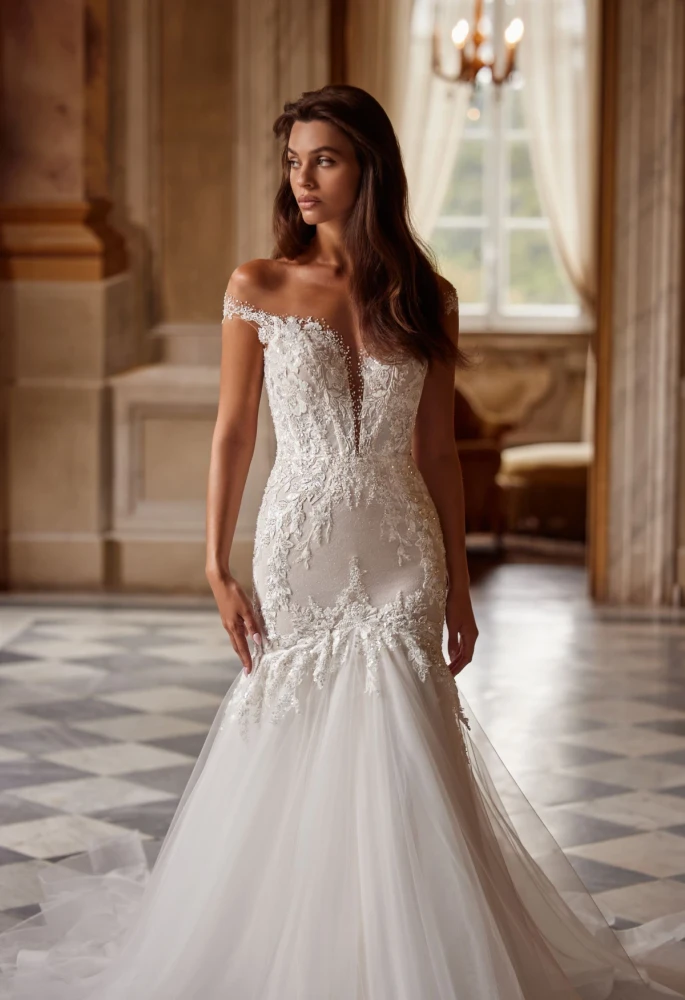 Deslumbranta Wedding Gown By Ida- Torez By Pollardi Bridal