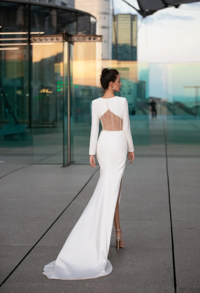 MON BLANCE Crepe Wedding Gown By Ida- Torez By Pollardi Bridal (online only) 