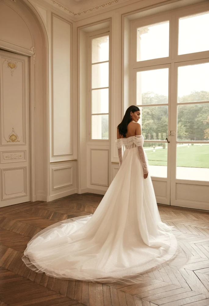 Sertiona Wedding Gown By Ida- Torez By Pollardi Bridal with Detachable Sleeves (online only) 
