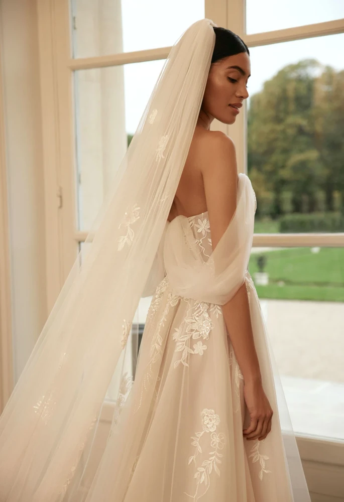 Sansiera Wedding Gown By Ida- Torez By Pollardi Bridal 