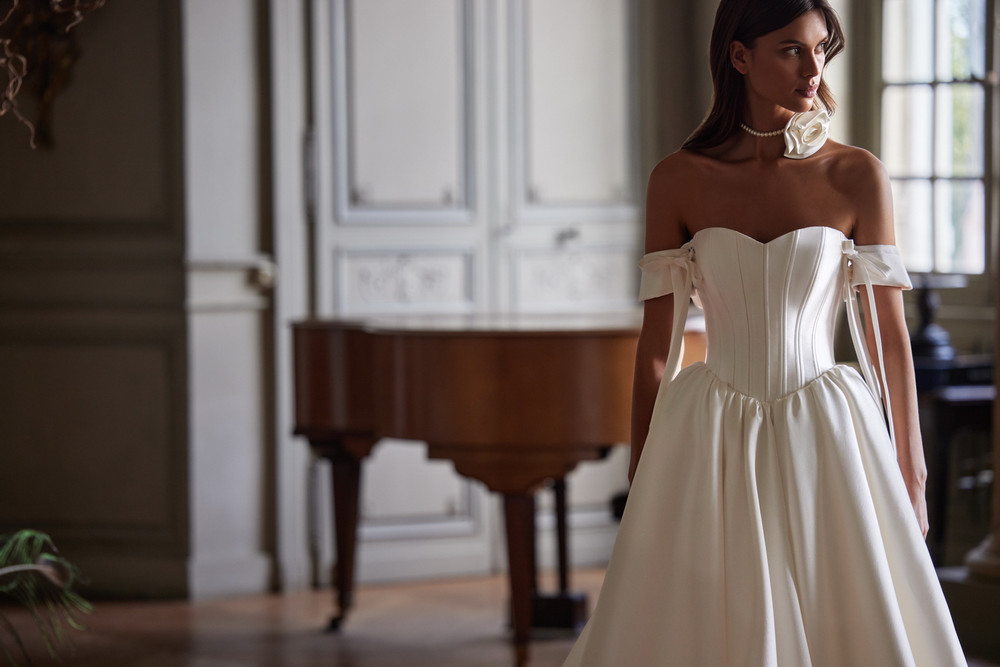 Clementine Basqe Waist Wedding Dress by Luce Sposa size 12 