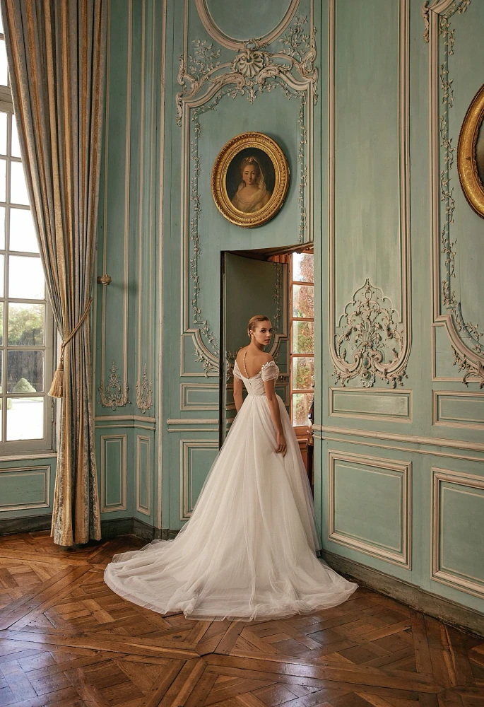 Narissa Wedding Gown By Daria Karlozi by Pollardi Bridal  (online only) 