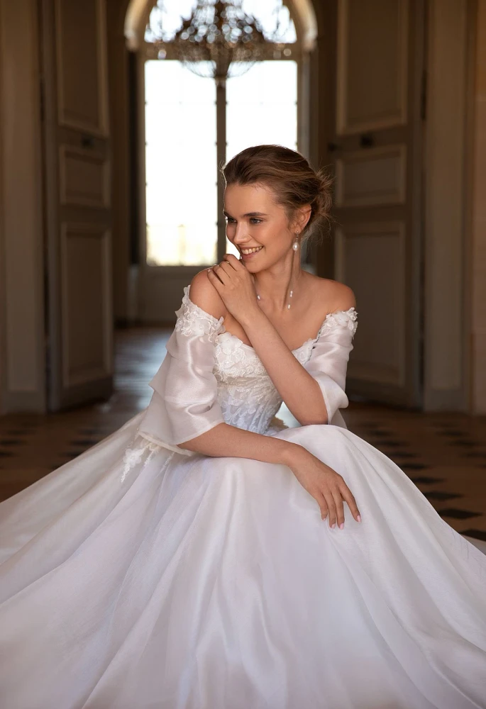 Claire Wedding Gown By Daria Karlozi by Pollardi Bridal  (online only) 