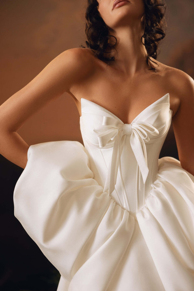 Fabina Wedding Dress by Anne Mariee ( online only) 2pcs