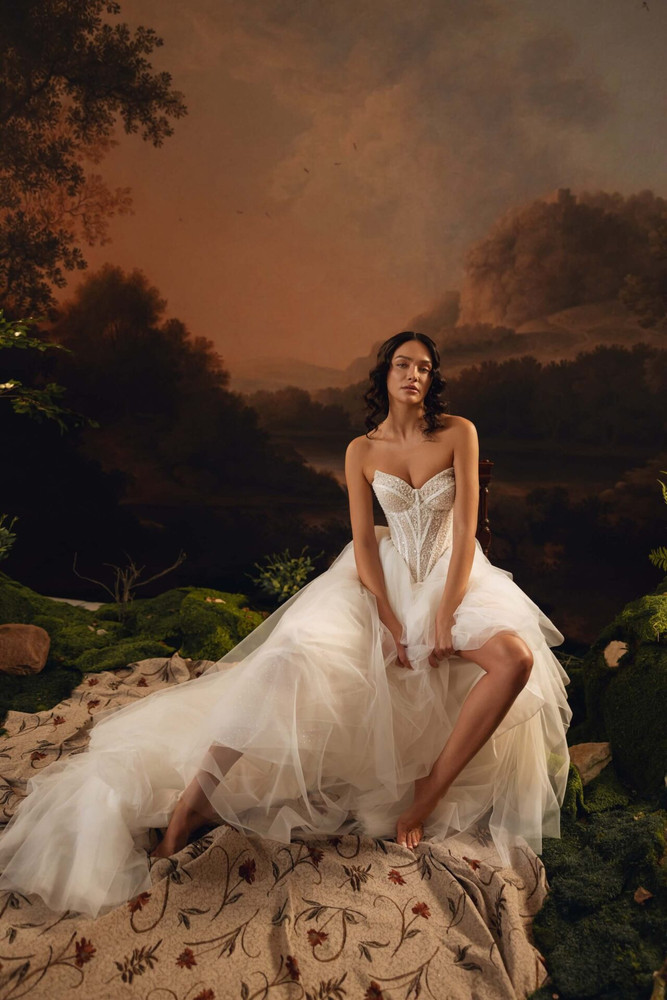 Narida Wedding Dress by Anne Mariee