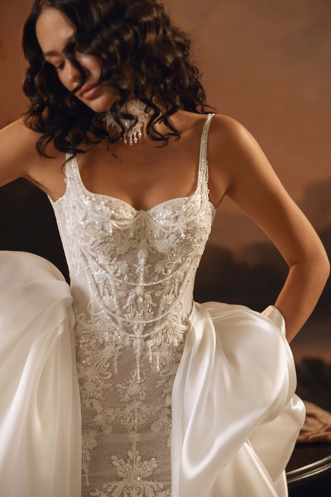 Persephone Wedding Dress by Anne Mariee ( online only) (optional skirt)