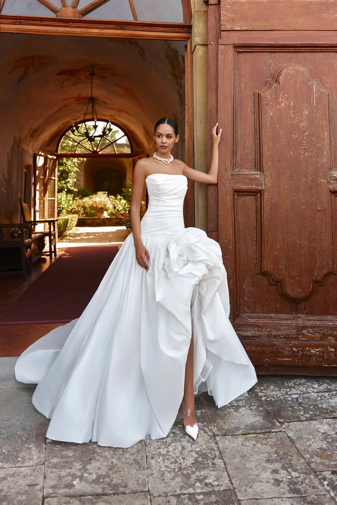 Eloise Wedding Dress by Oksana Mukha (call for price) (pre-order )