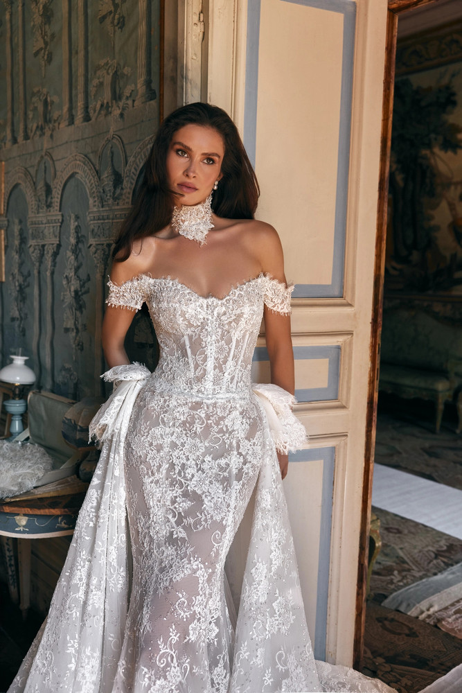 Greta Fitted Wedding Dress by Oksana Mukha (call for price) (pre-order)