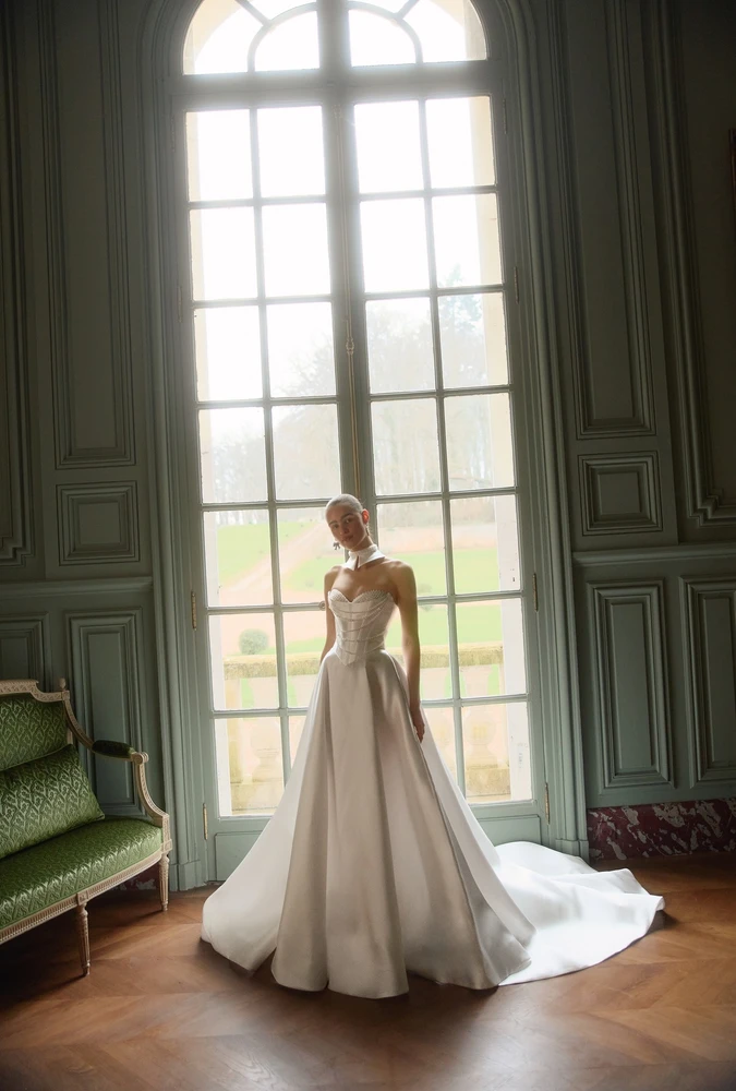 Adagio Wedding Dress by Wona Concept 