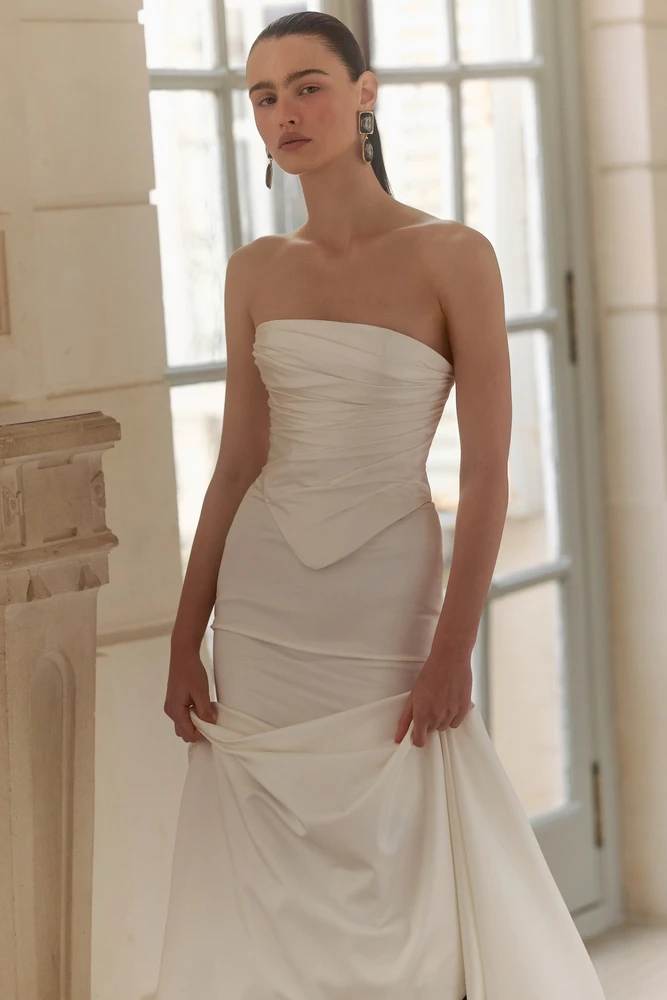 Lexi Wedding Dress by Wona Concept