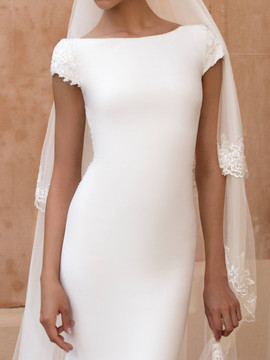 Anitra by Pronovias