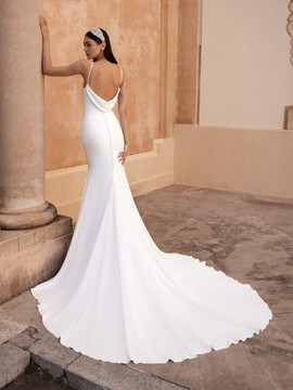 Antiope by Pronovias 