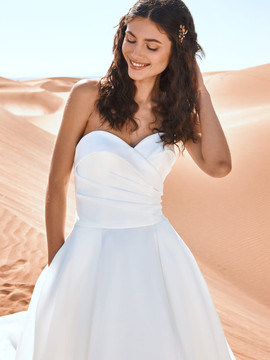 Geiranger Wedding Gown by Pronovias Barcelona Bridal 