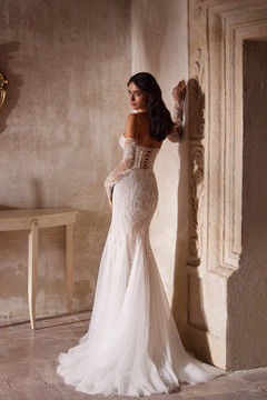 Avery Sweetheart Corset Fitted Dress with Beaded Lace and Removable Sleeves by Luce Sposa 