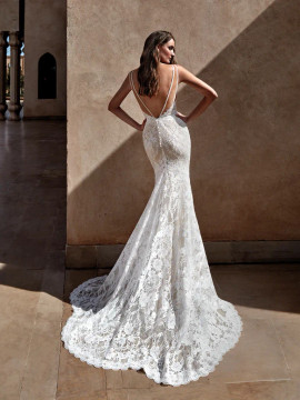 TANGIRI Mermaid dress in lace Wedding Gown by Pronovias