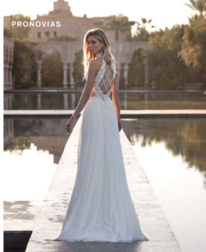 LUZON A-line dress in chiffon, lace, beads Wedding Dress by Pronovias 