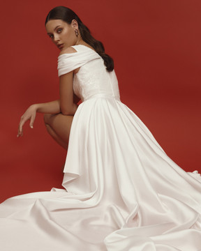 Robby Ivory Dress & Train by Olya Mak Bridal