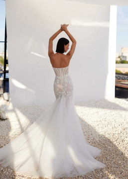 Topaz Wedding Gown By Daria Karlozi Pollardi Bridal with Optional Bolero