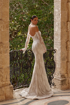 Elowen Fitted Wedding Dress by Oksana Mukha
