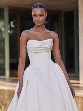 Cillian Strapless Princess Mikado wedding dress by Pronovias  (also available in Satin)