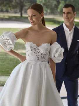Rawand Princess Wedding Dress (with optional sleeves) by Pronovias  ($3780 - $4400)