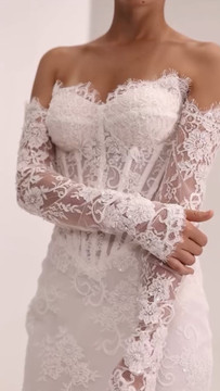 Brydie Lace Basque Waist Mermaid Dress with Matching Gloves