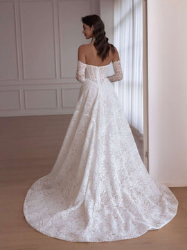 Oakley High-Neck Halter Lace Wedding Dress 