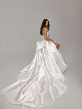 Beryl Wedding Dress by Wona Concept 