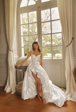 Carvel Wedding Dress by Wona Concept 